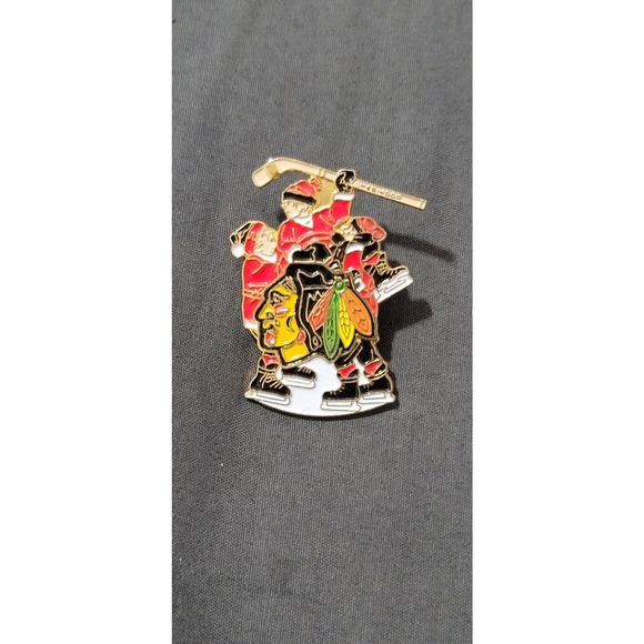 Vtg NHL Chicago Blackhawks Hockey Lapel Pin - Picture 1 of 3